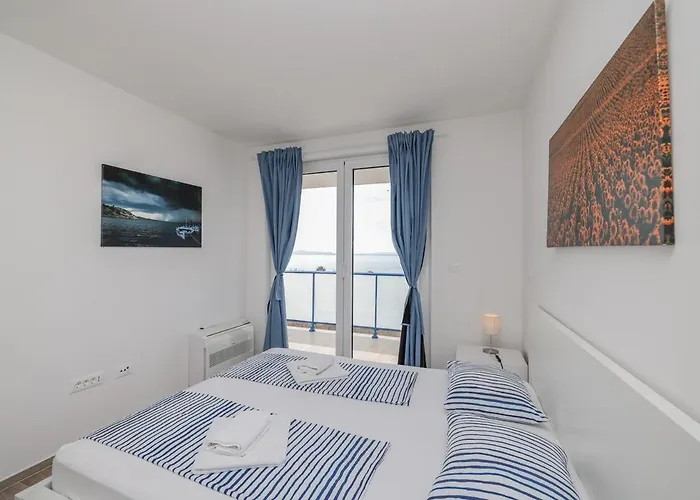 Miri R1 Villa Privlaka (Zadar)