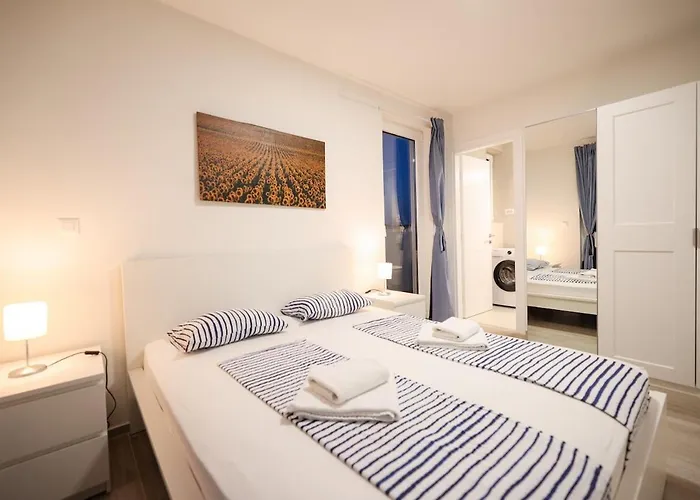 Miri R1 * Privlaka (Zadar)