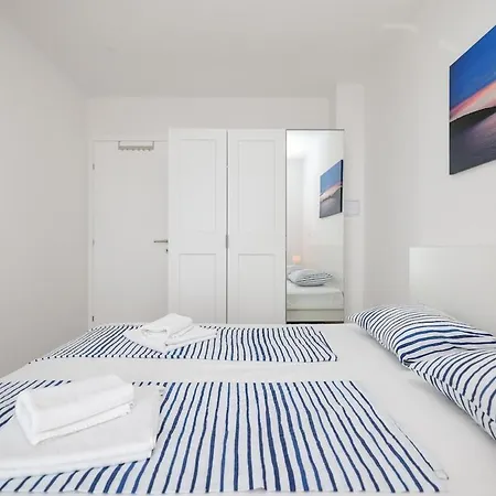 Miri R1 Villa Privlaka (Zadar)